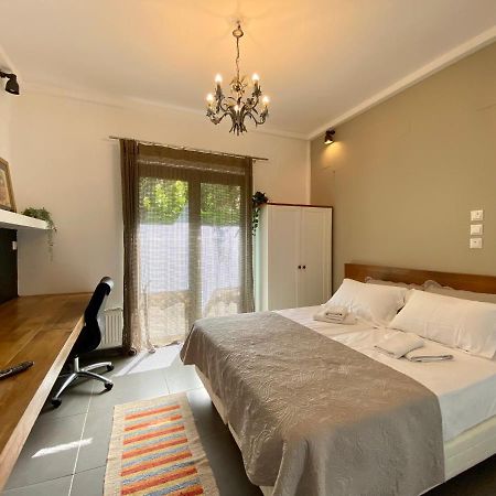 Small Gem Studio Athens, Next To Metro Nomismatokopeio Luaran gambar