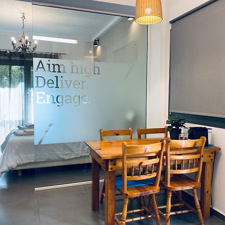 Small Gem Studio Athens, Next To Metro Nomismatokopeio Luaran gambar