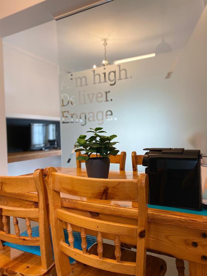 Small Gem Studio Athens, Next To Metro Nomismatokopeio Luaran gambar